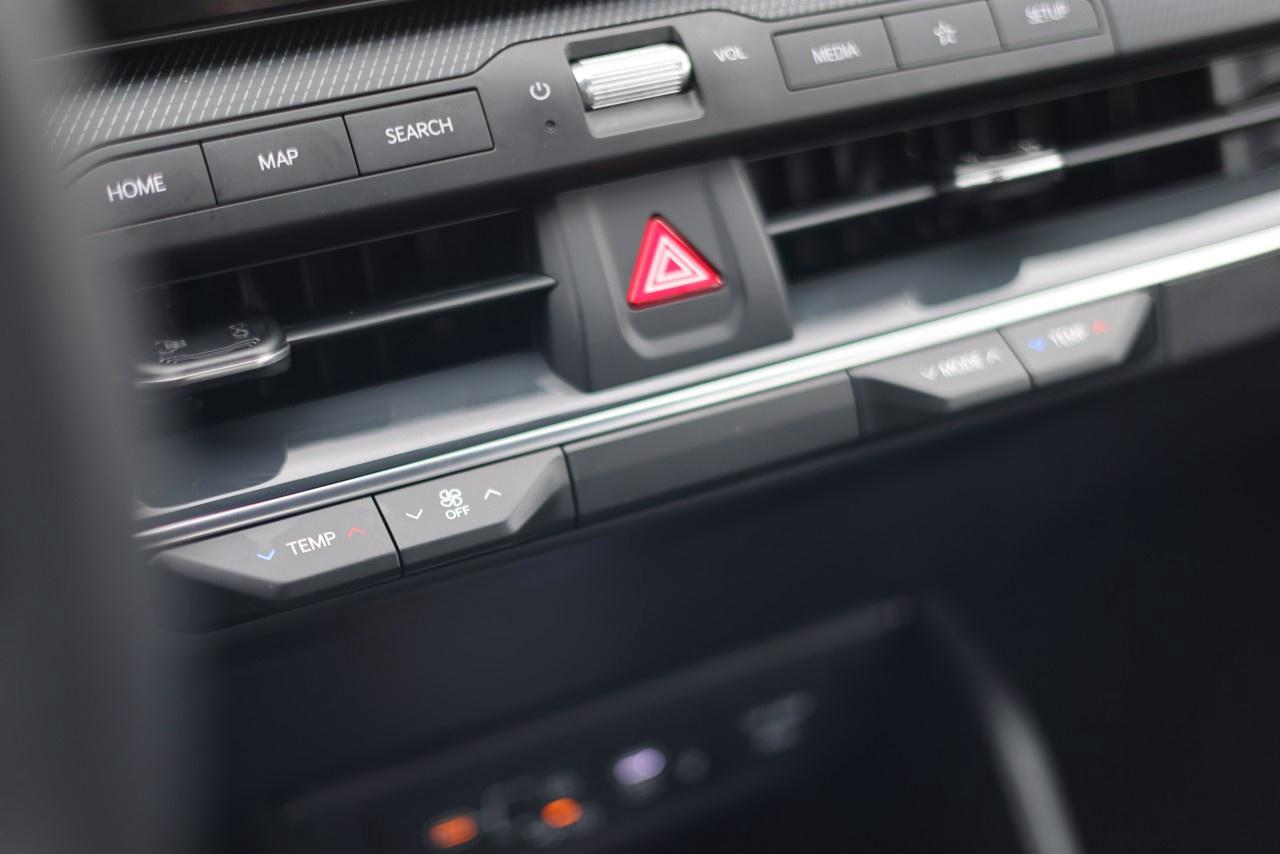 2026 Kia K4 GT-Line Turbo FWD Photo