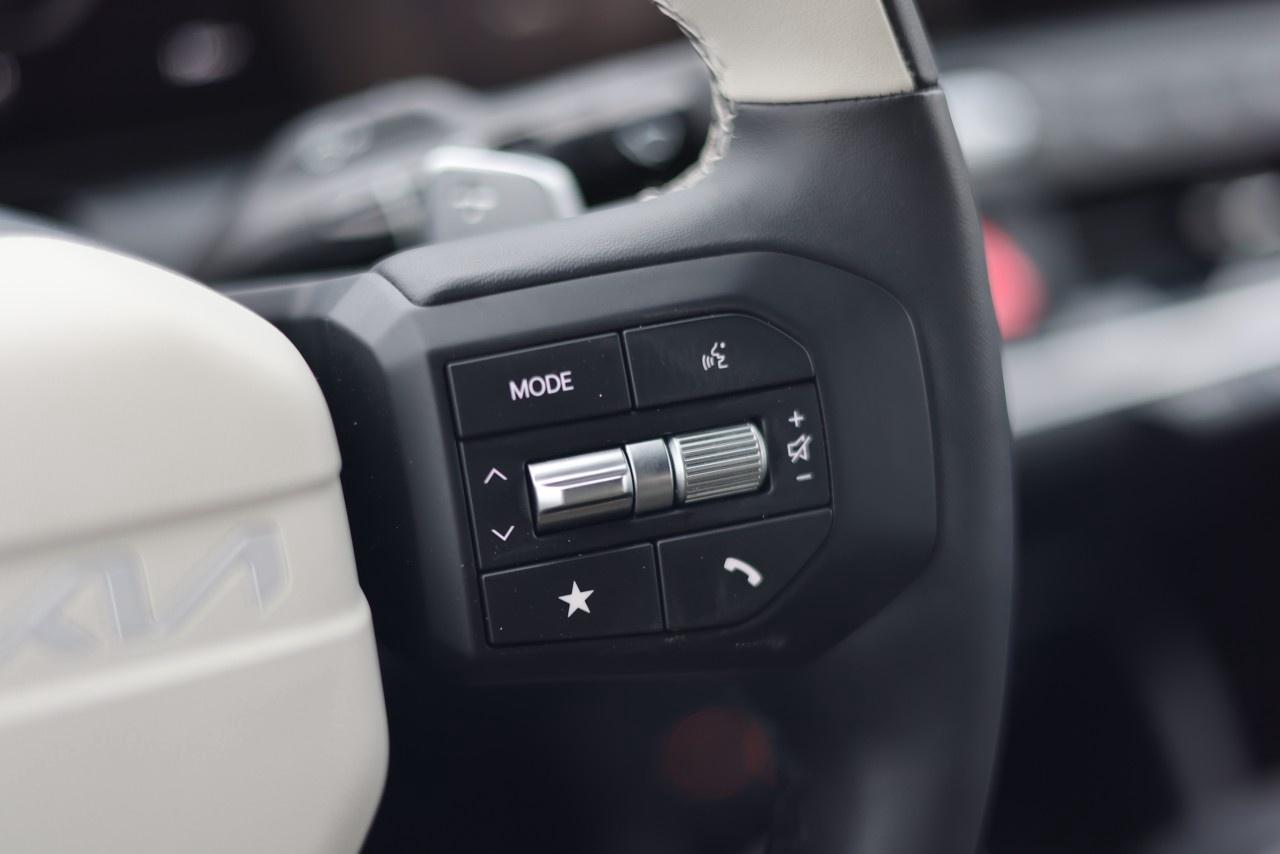 2026 Kia K4 GT-Line Turbo FWD Photo