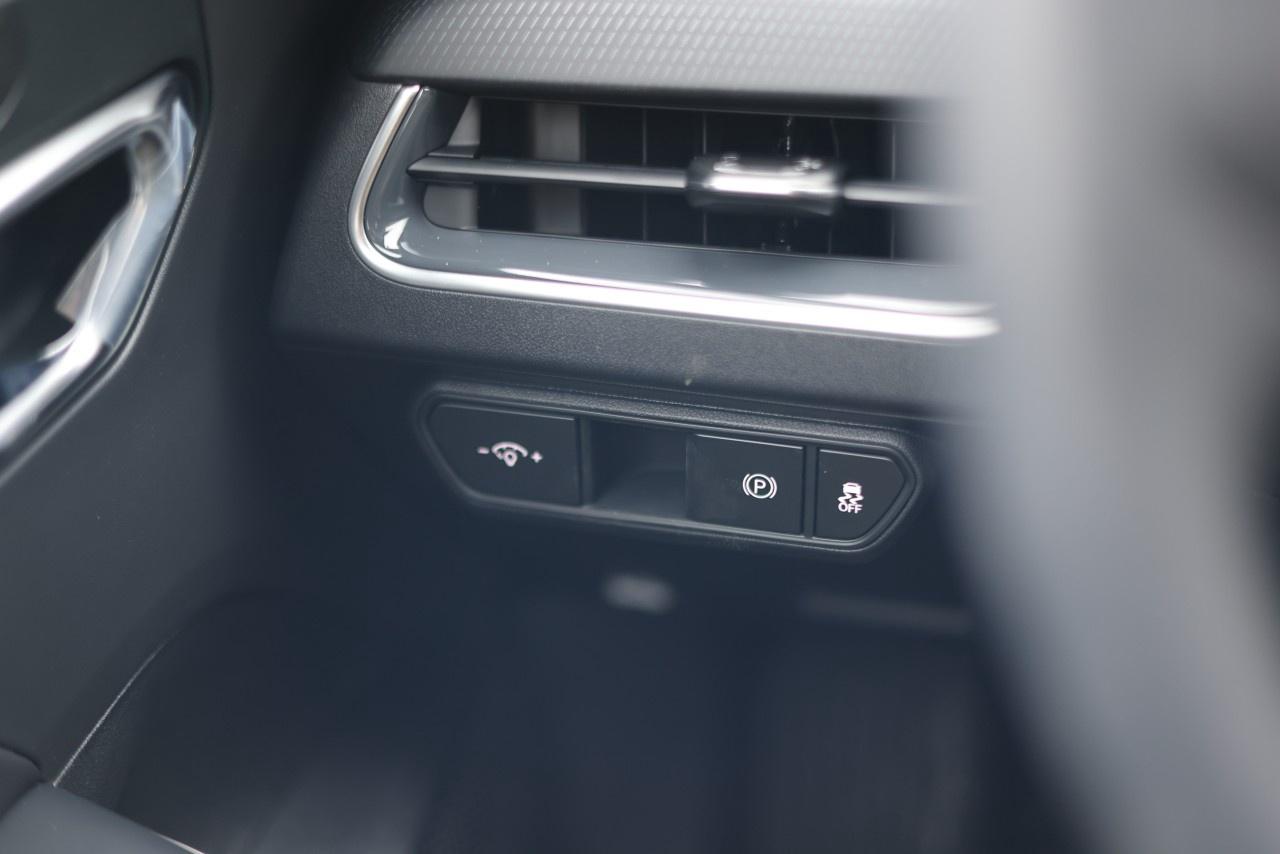 2026 Kia K4 GT-Line Turbo FWD Photo