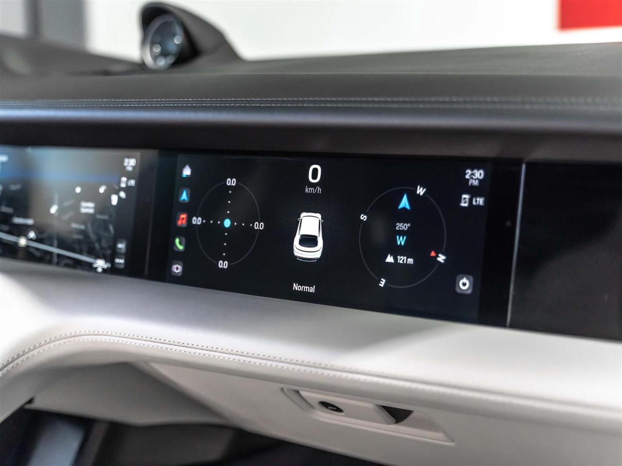 2022 Porsche Taycan 4|CROSS TURISMO|PREMIUM|TECH|NIGHT VIEW|LOADED Photo