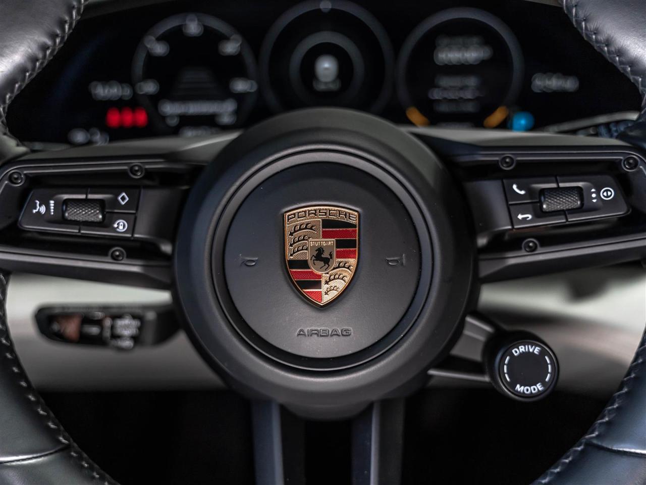 2022 Porsche Taycan 4|CROSS TURISMO|PREMIUM|TECH|NIGHT VIEW|LOADED Photo