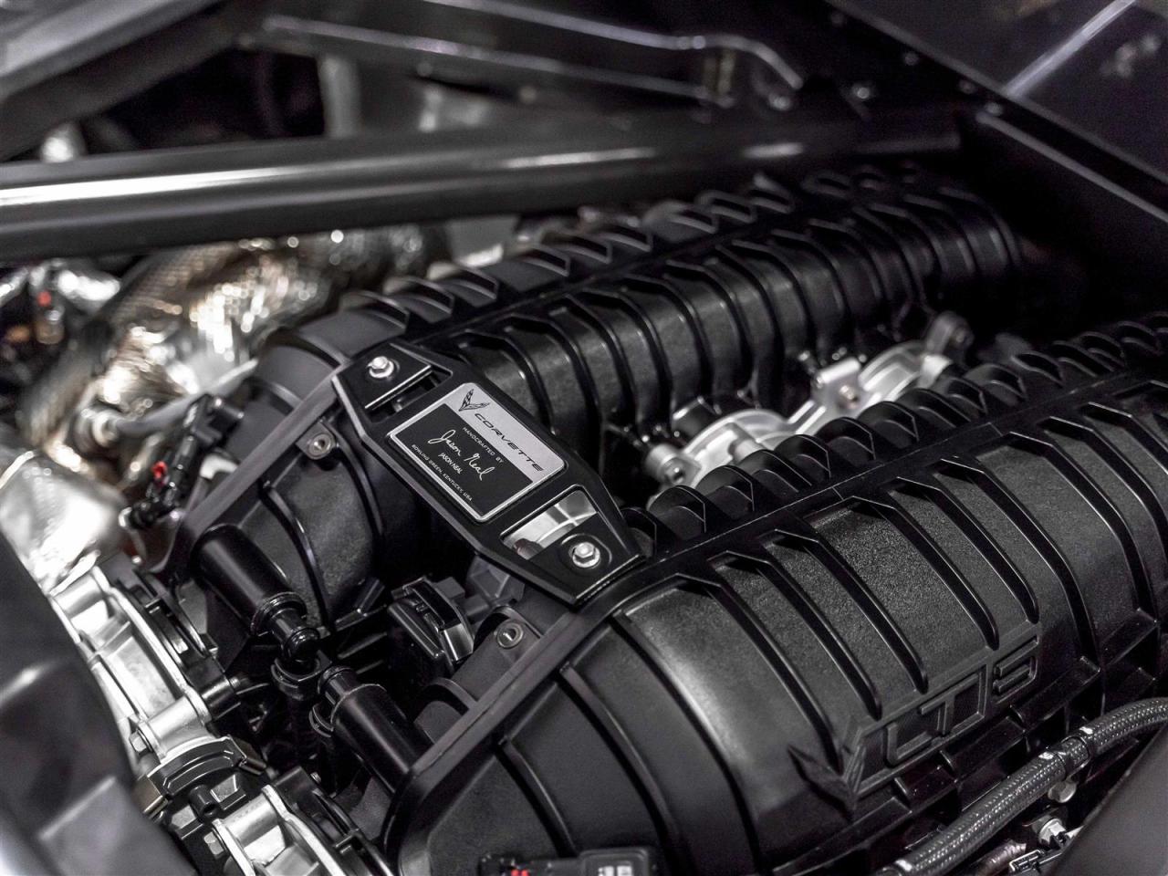 2023 Chevrolet Corvette 3LZ|Z06|COUPE|CARBON AERO|CARBON WHEELS|COMP SPORT SEATS Photo