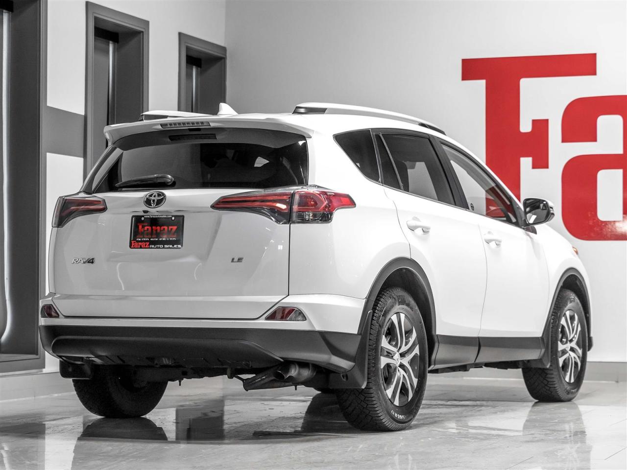 2016 Toyota RAV4 LE|TWO SETS RIMS & TIRES|ACCIDENT FREE VEHICLE Photo2