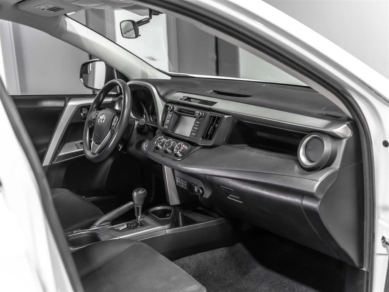 2016 Toyota RAV4 LE|TWO SETS RIMS & TIRES|ACCIDENT FREE VEHICLE Photo