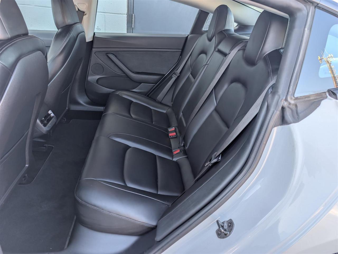 2022 Tesla Model 3 LONG RANGE AWD - DUAL MOTOR Photo