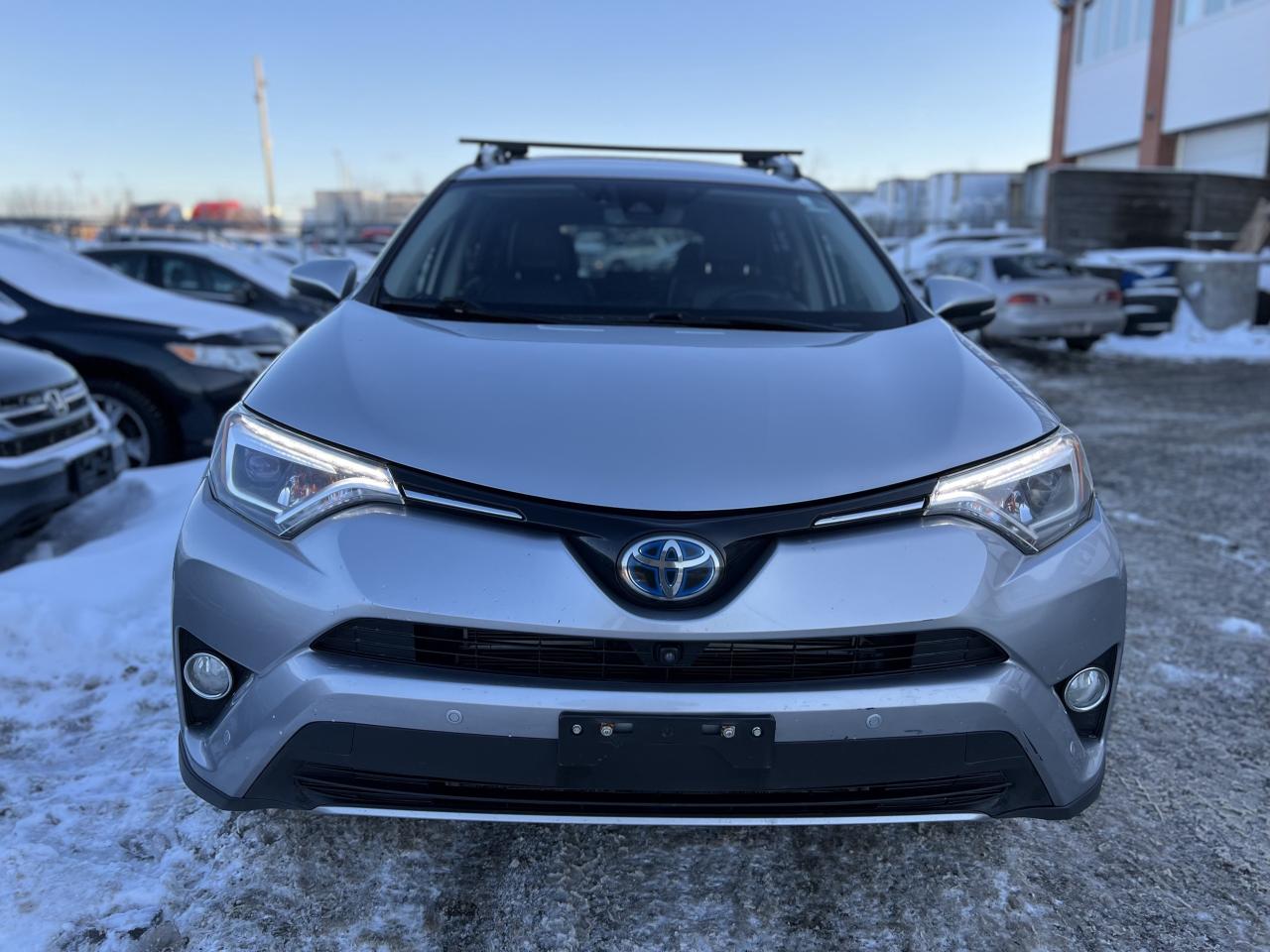 2018 Toyota RAV4 Hybrid Limited Photo