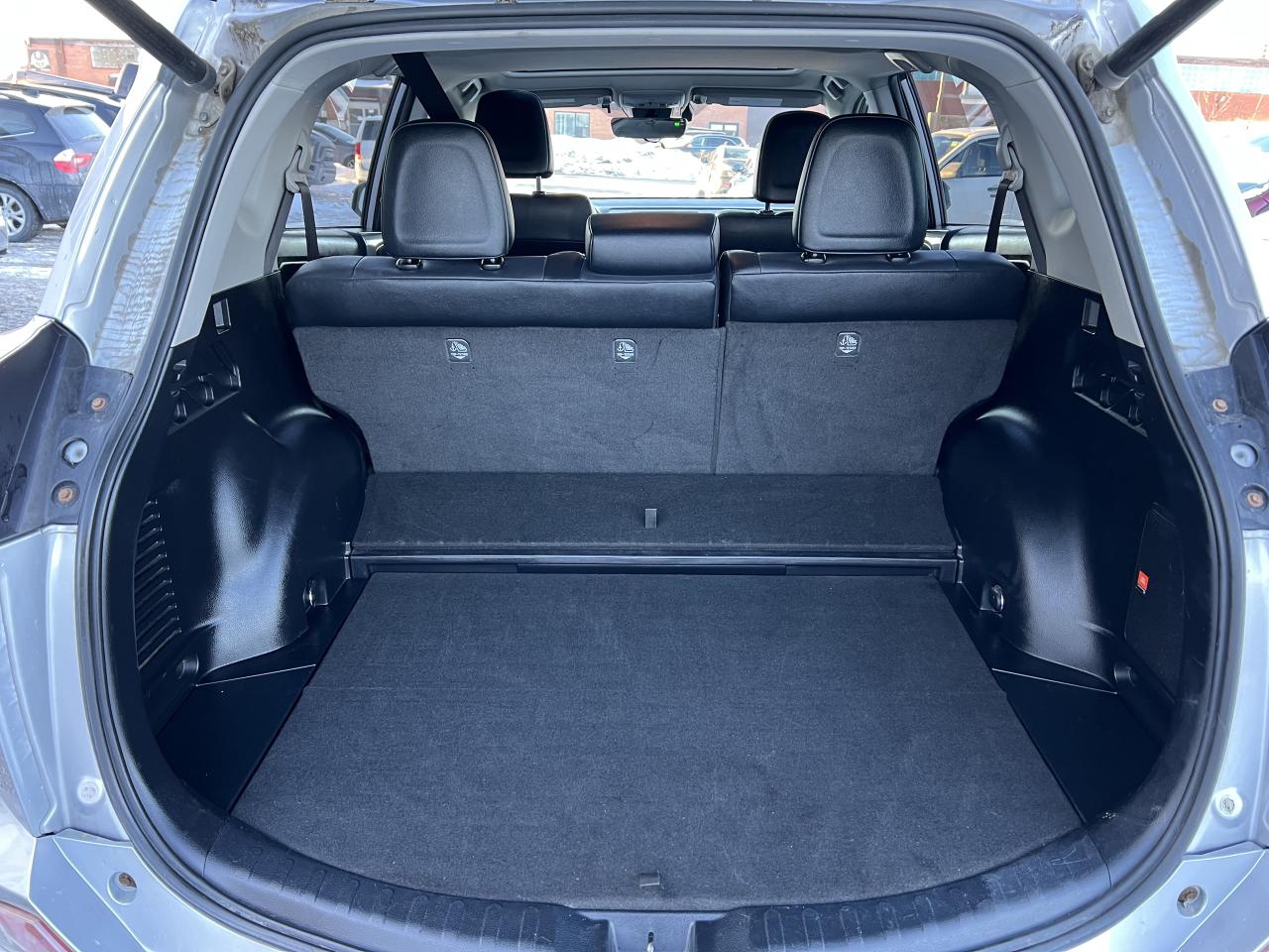 2018 Toyota RAV4 Hybrid Limited Photo