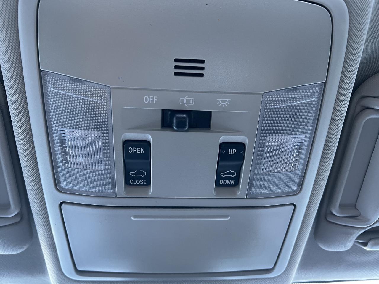 2018 Toyota RAV4 Hybrid Limited Photo