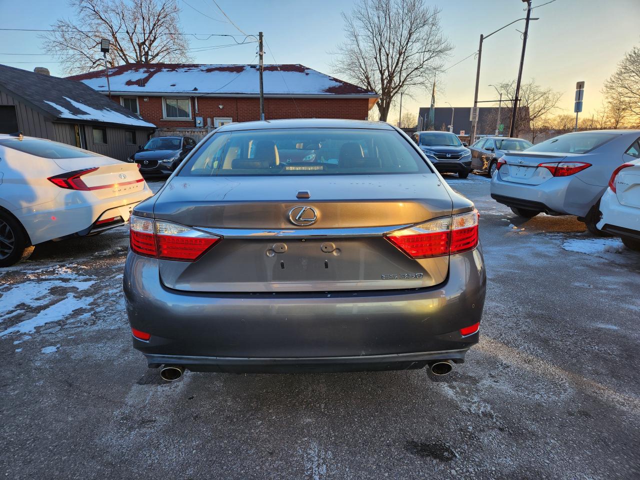 2015 Lexus ES 350***LOW MILEAGE*** Photo4