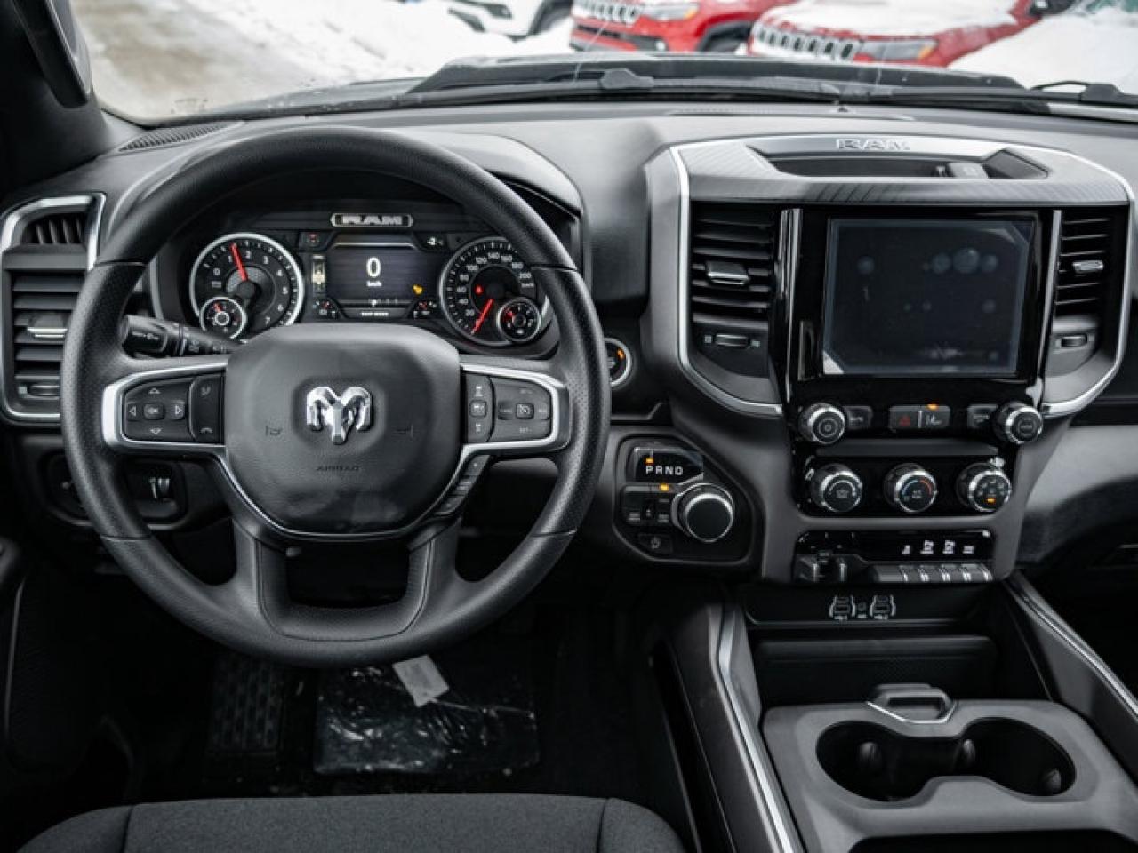 2026 RAM 1500 Express Photo2