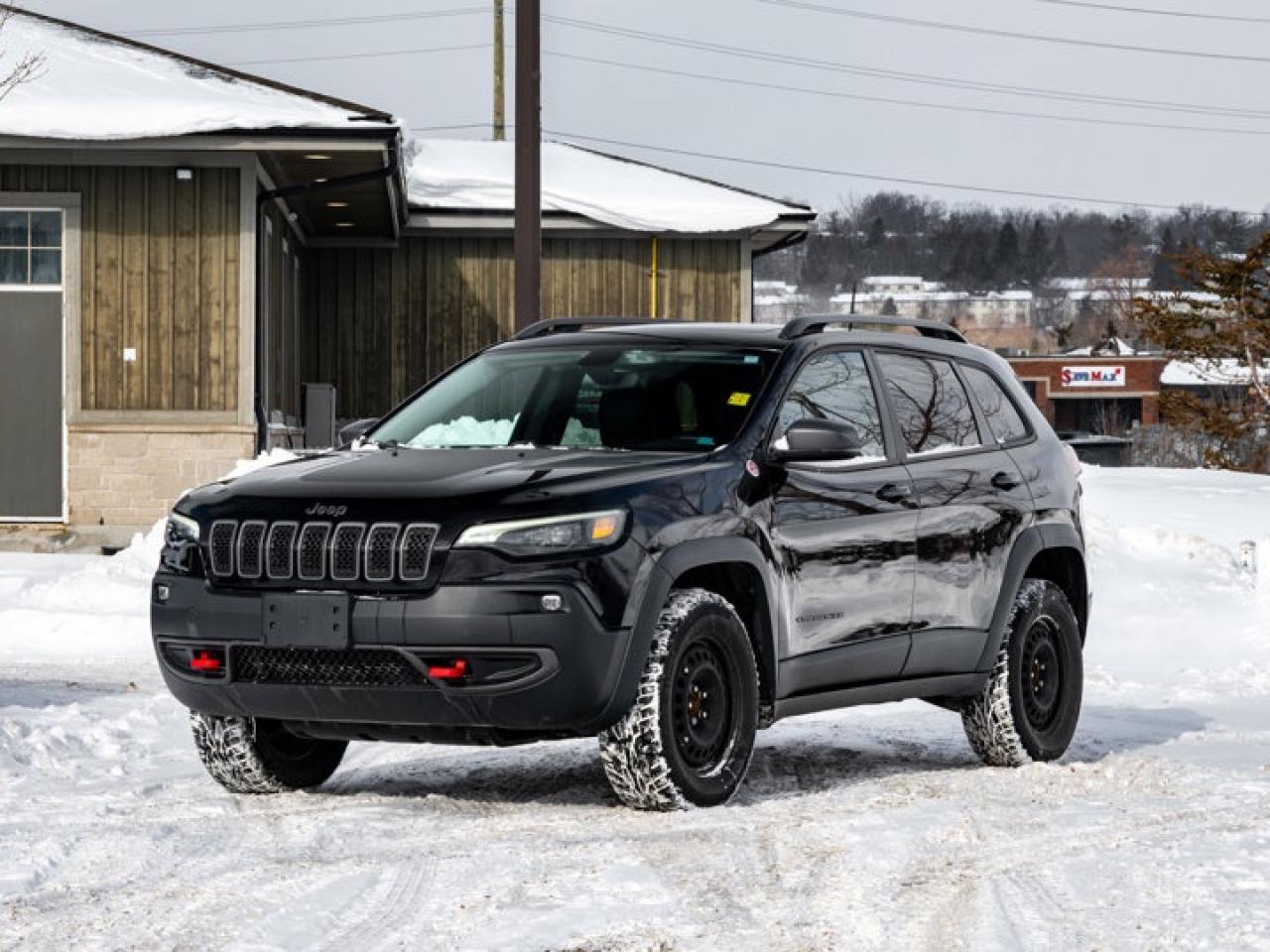 2021 Jeep Cherokee Trailhawk Photo