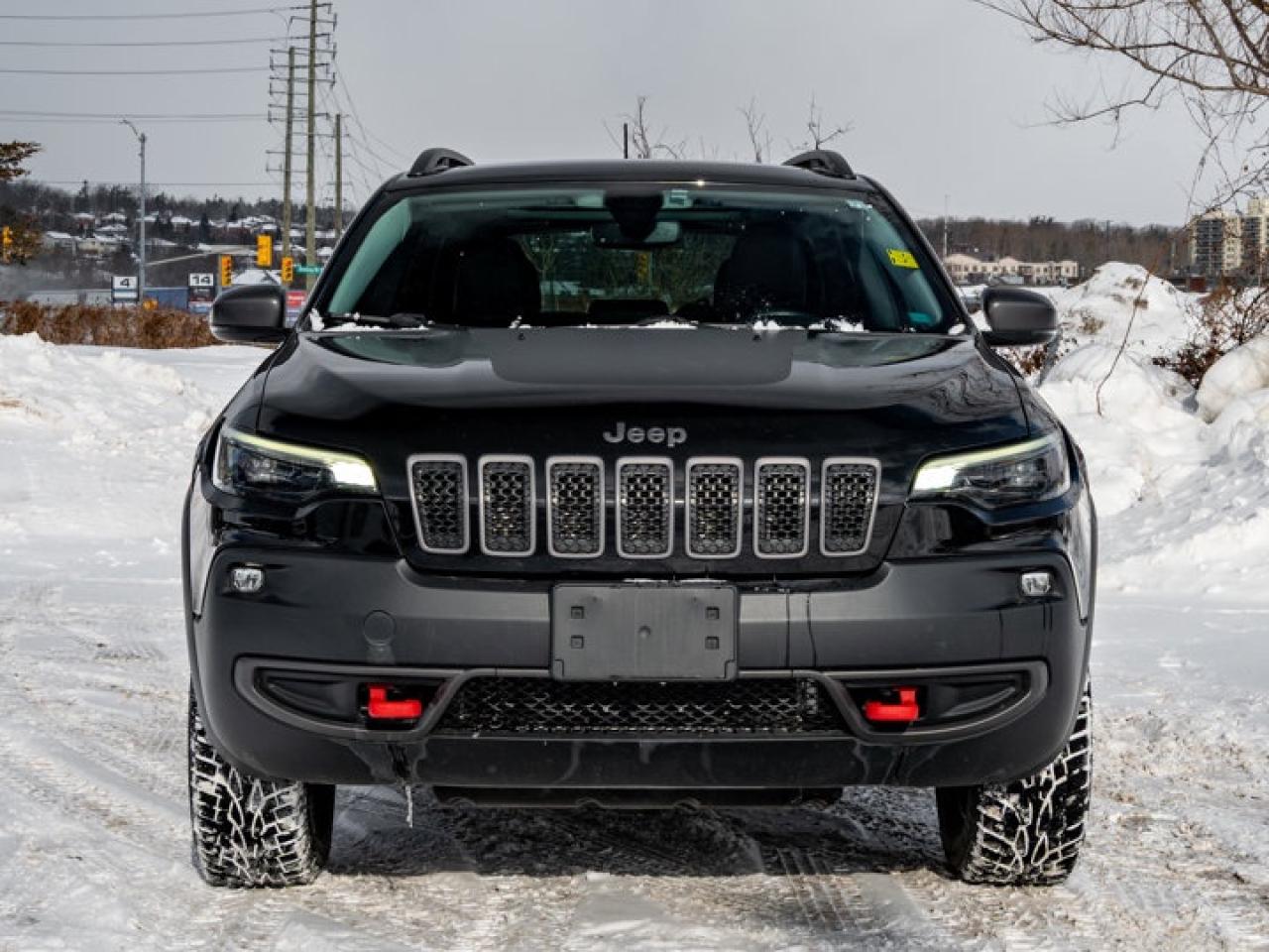 2021 Jeep Cherokee Trailhawk Photo