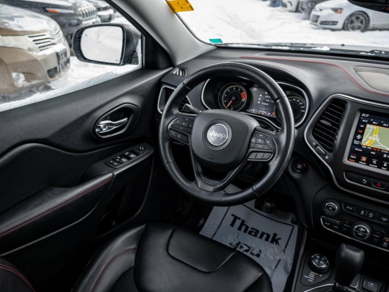 2021 Jeep Cherokee Trailhawk Photo