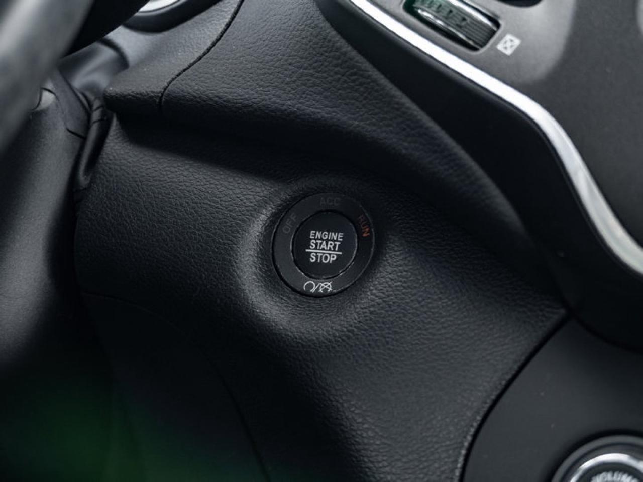 2021 Jeep Cherokee Trailhawk Photo