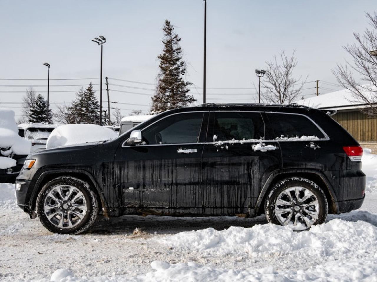 2018 Jeep Grand Cherokee Overland Photo