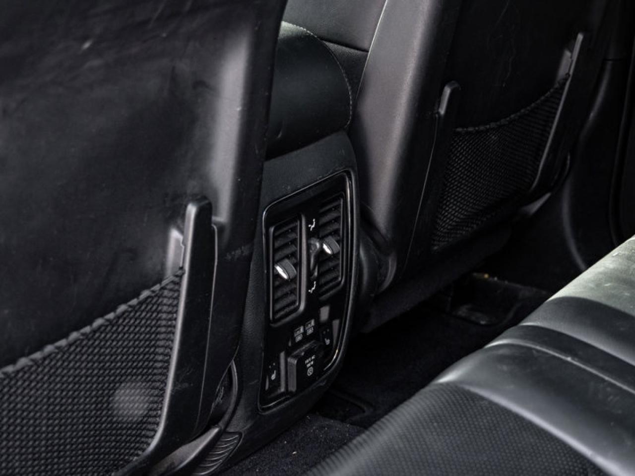 2018 Jeep Grand Cherokee Overland Photo