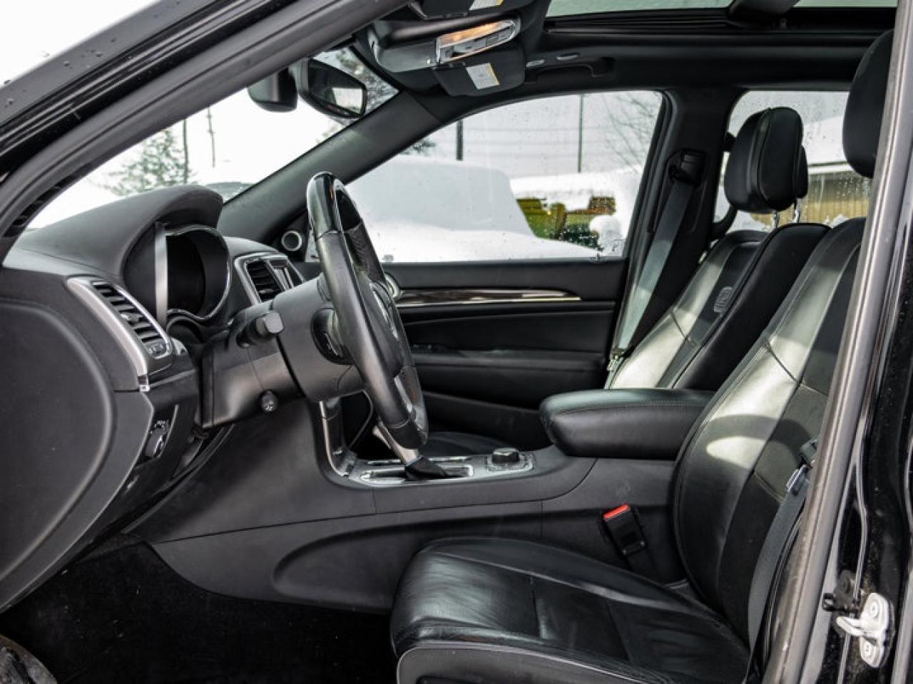 2018 Jeep Grand Cherokee Overland Photo