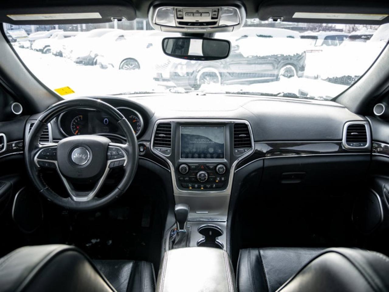 2018 Jeep Grand Cherokee Overland Photo