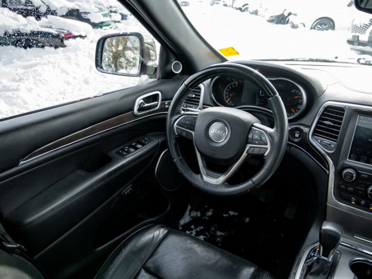 2018 Jeep Grand Cherokee Overland Photo
