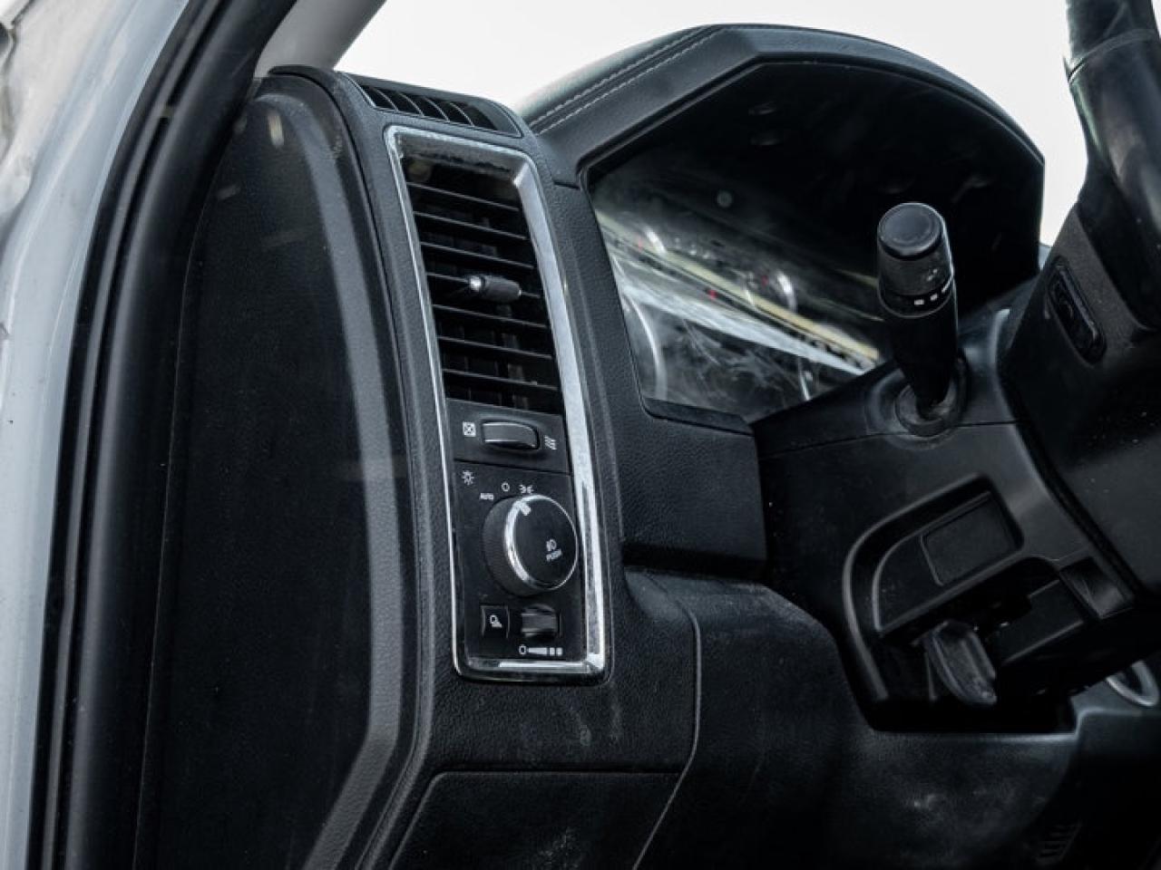 2018 RAM 1500 SPORT Photo