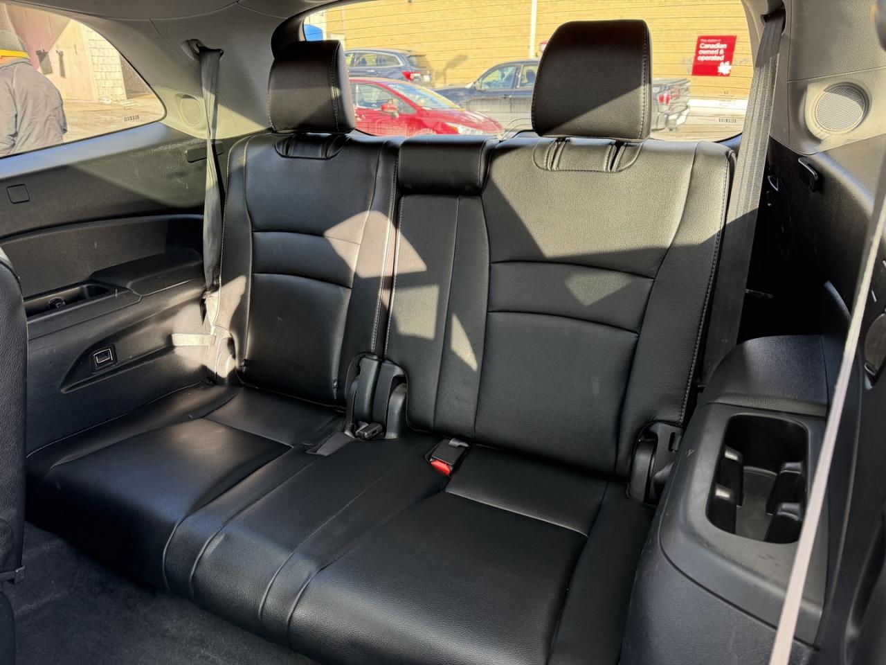 2021 Honda Pilot Touring AWD 7-Passenger Photo