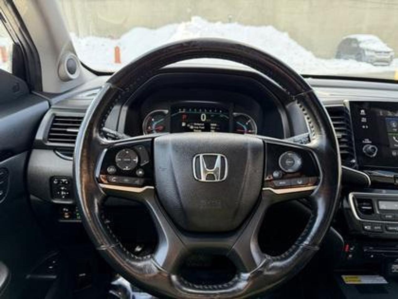 2021 Honda Pilot Touring AWD 7-Passenger Photo