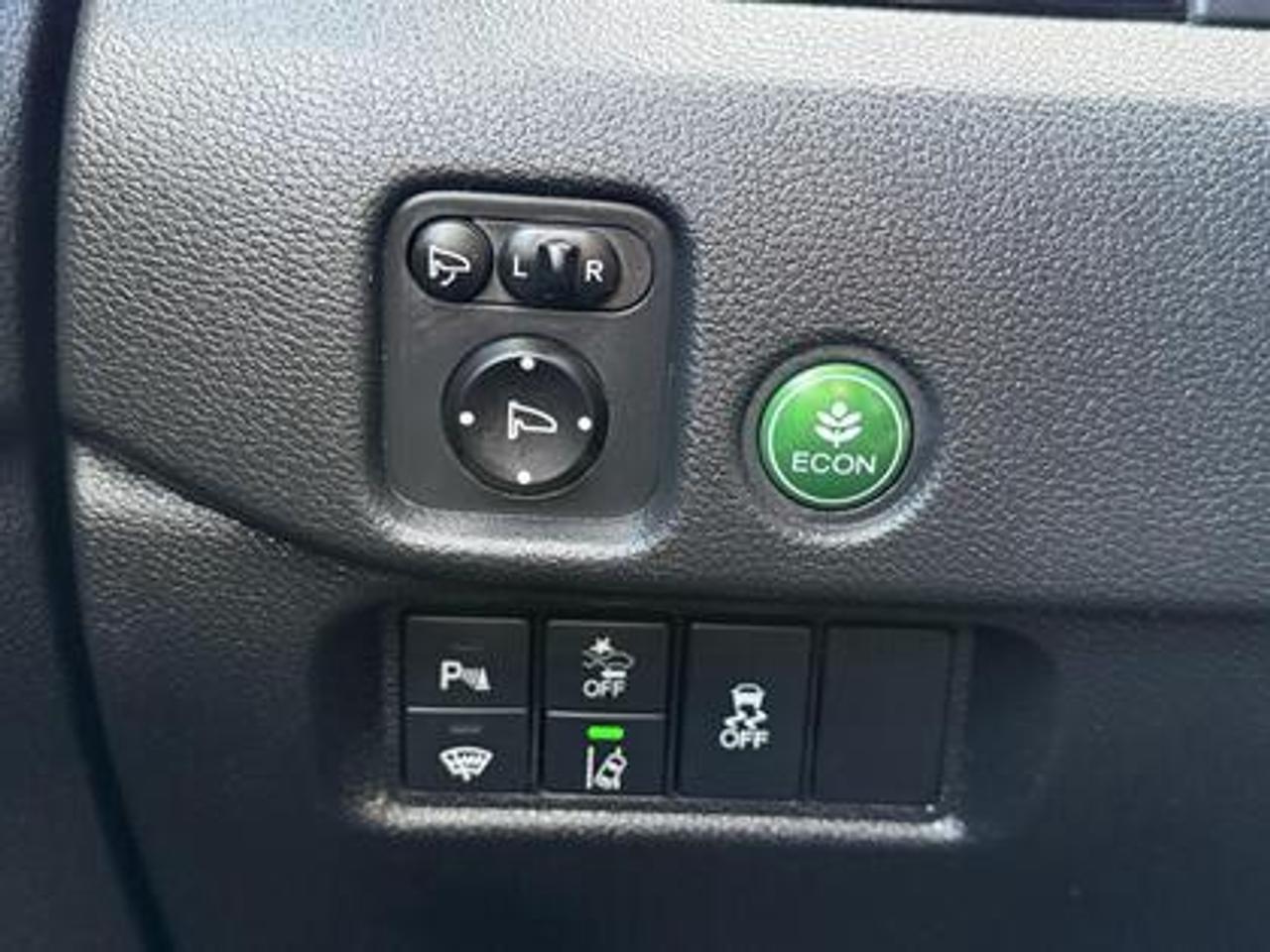 2021 Honda Pilot Touring AWD 7-Passenger Photo