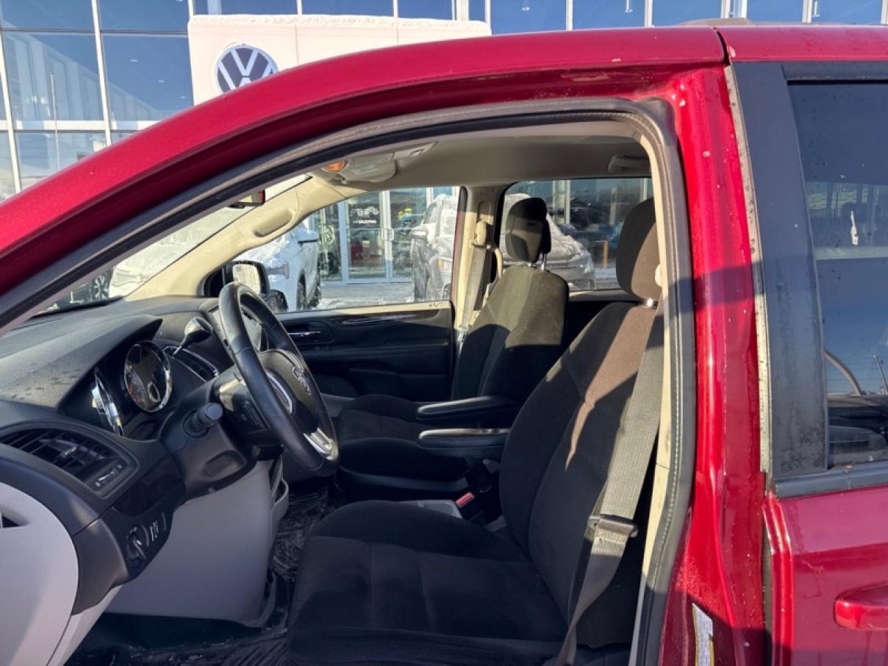 2016 Dodge Grand Caravan SXT  -  Power Windows Photo