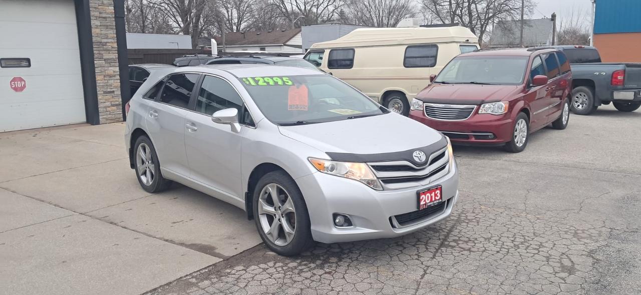 2013 Toyota Venza LE -AWD Photo