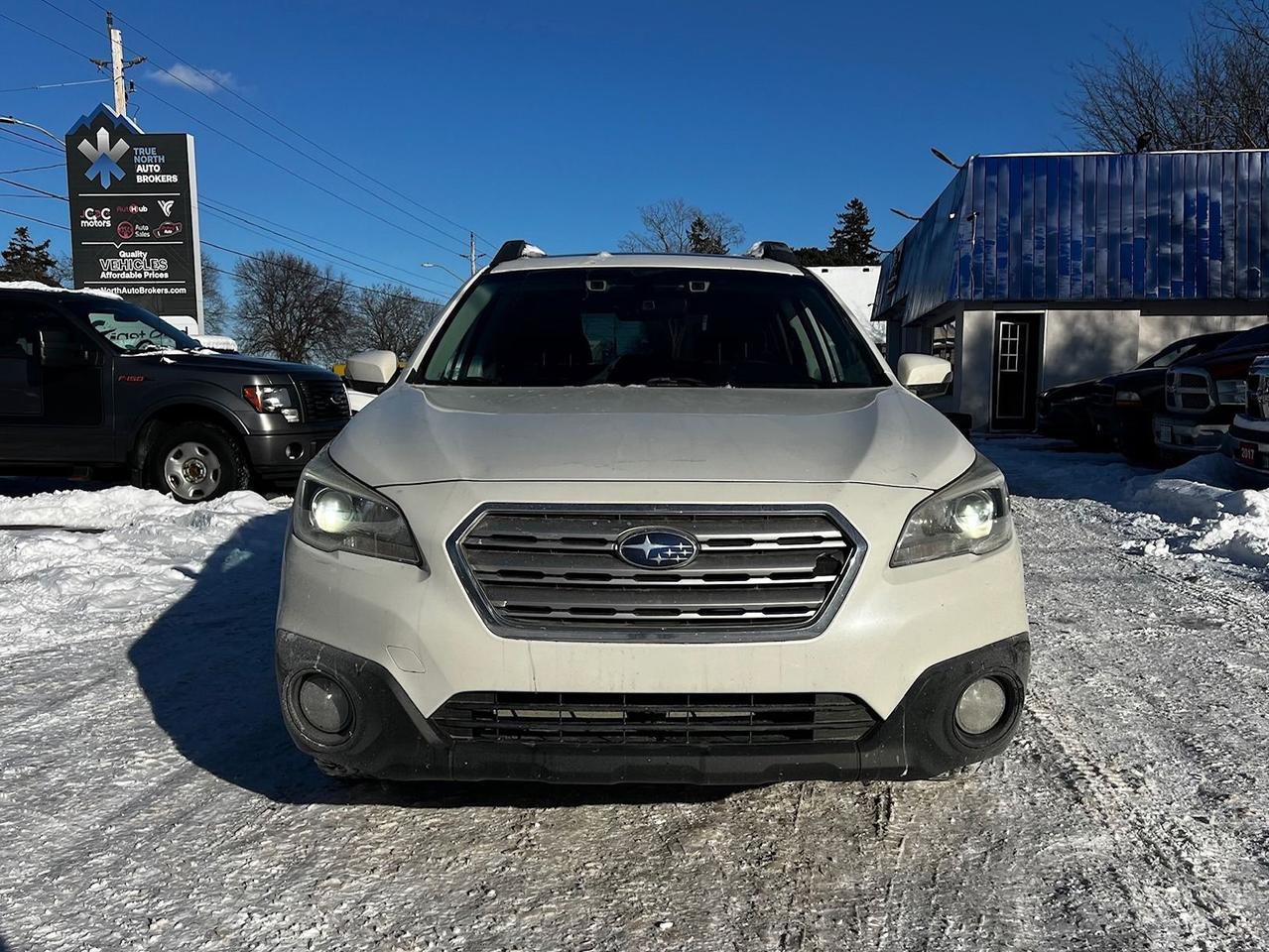 2017 Subaru Outback 3.6R Limited Photo