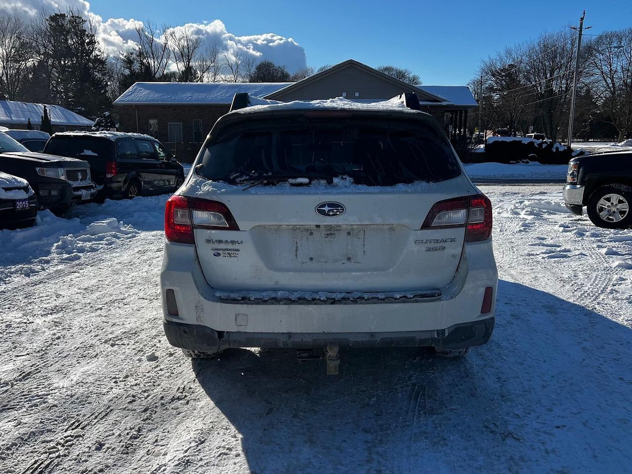 2017 Subaru Outback 3.6R Limited Photo