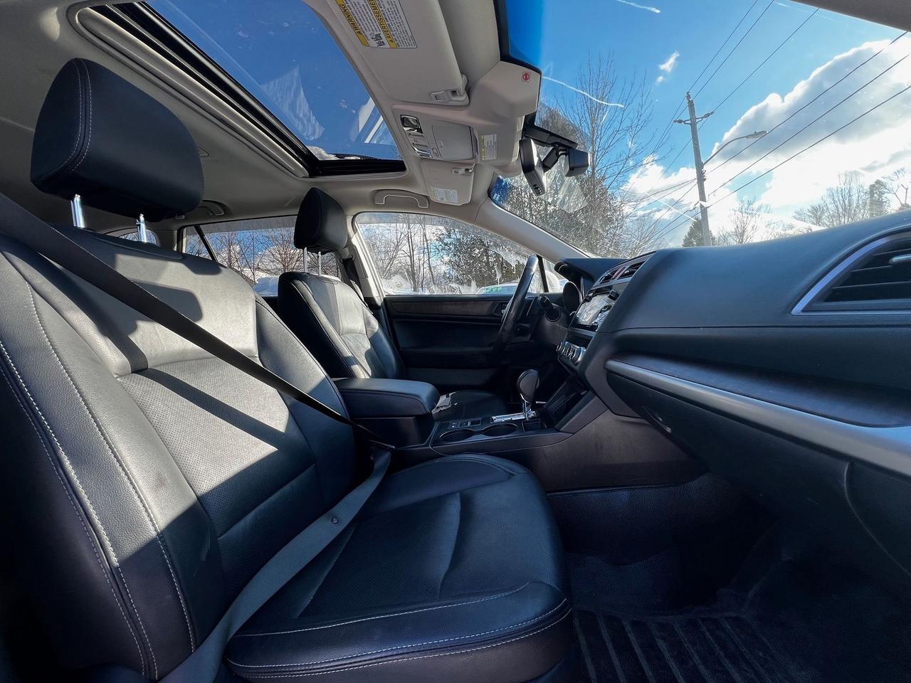 2017 Subaru Outback 3.6R Limited Photo