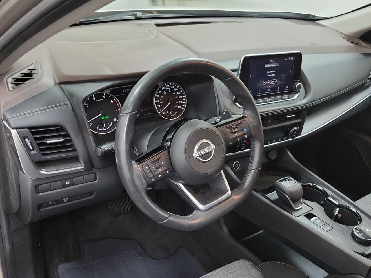 2023 Nissan Rogue SV MOONROOF Photo2