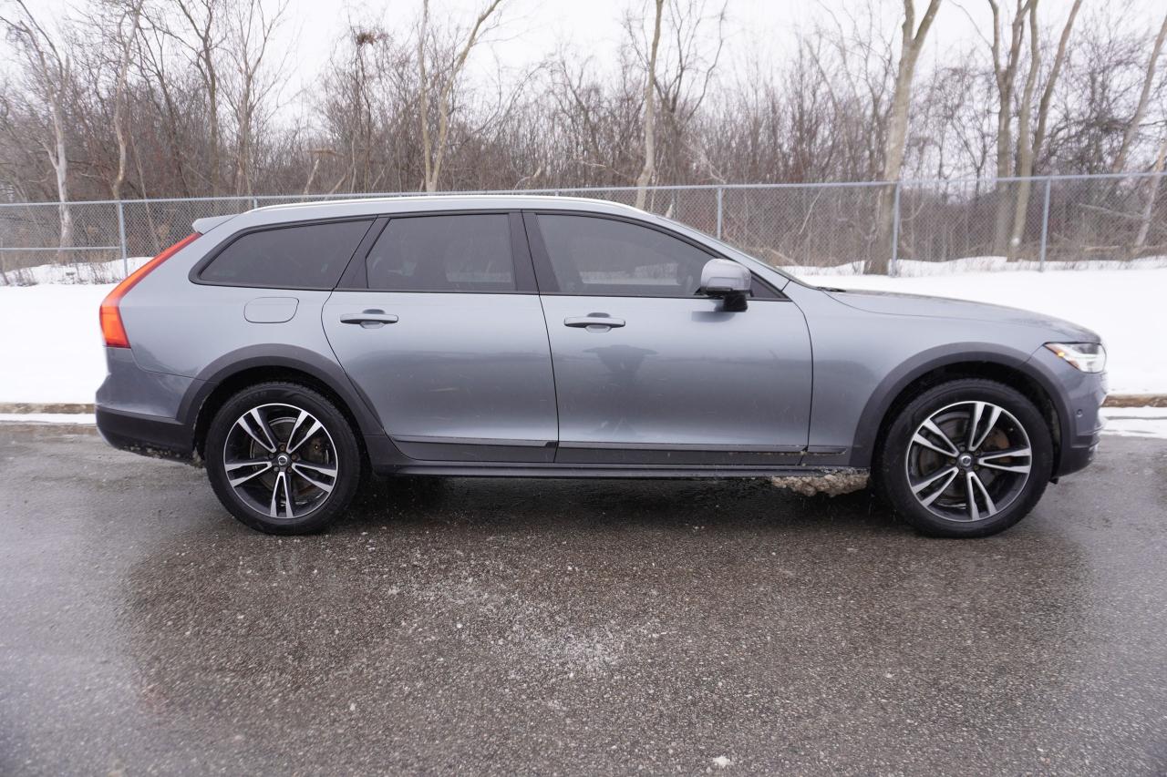 2017 Volvo V90 T6 AWD/ INSCRIPTION/ 1 OWNER/ POLESTAR ENGINEERING Photo