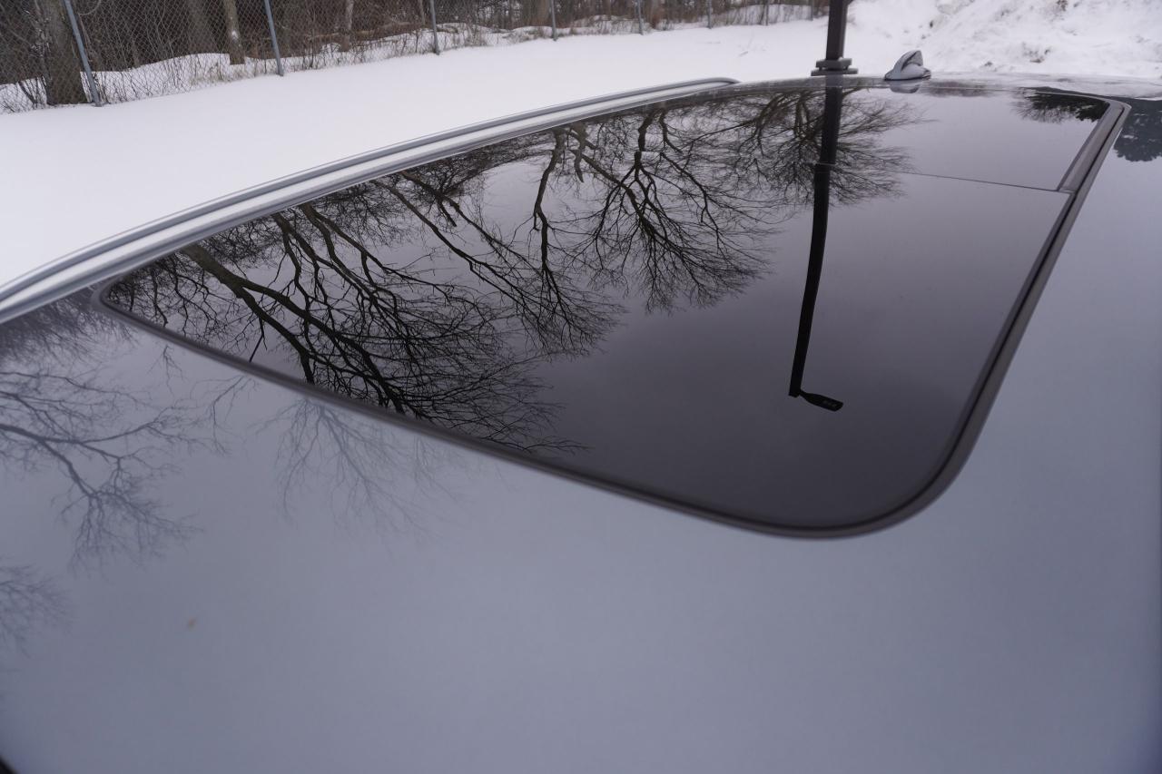 2017 Volvo V90 T6 AWD/ INSCRIPTION/ 1 OWNER/ POLESTAR ENGINEERING Photo