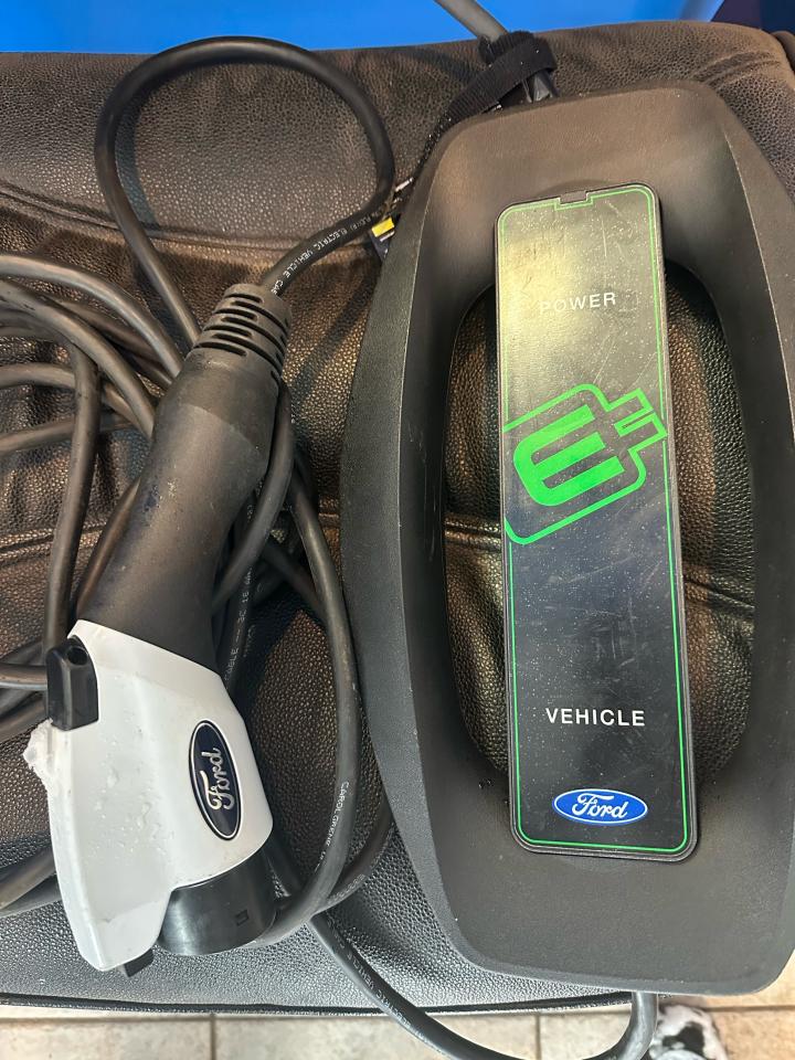 2012 Ford Transit Connect ELECTRIC Photo