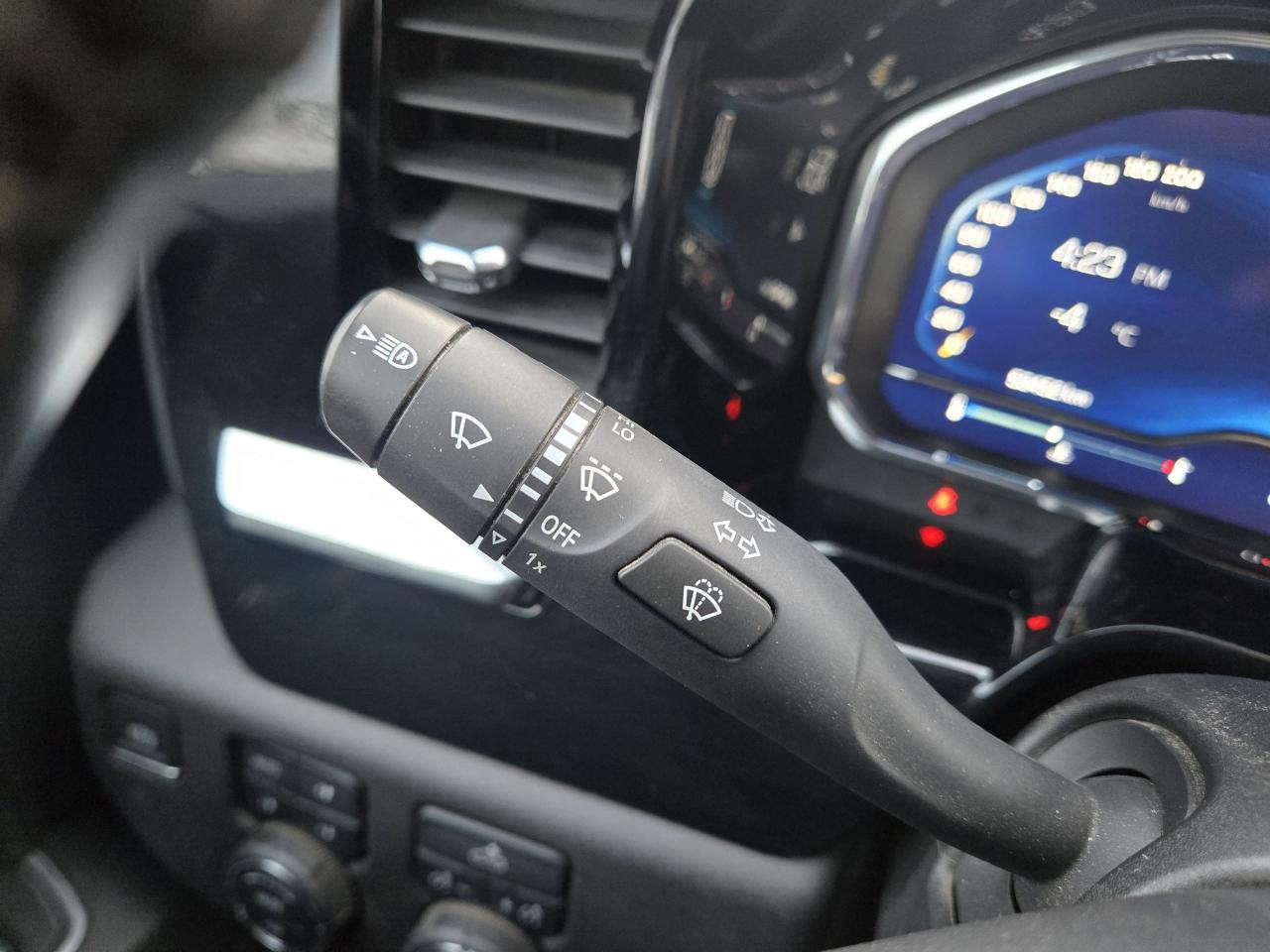 2024 Chevrolet Silverado 2500 4WD Crew Cab 172" LT Photo