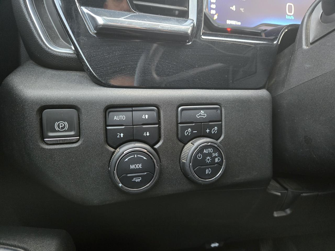 2024 Chevrolet Silverado 2500 4WD Crew Cab 172" LT Photo