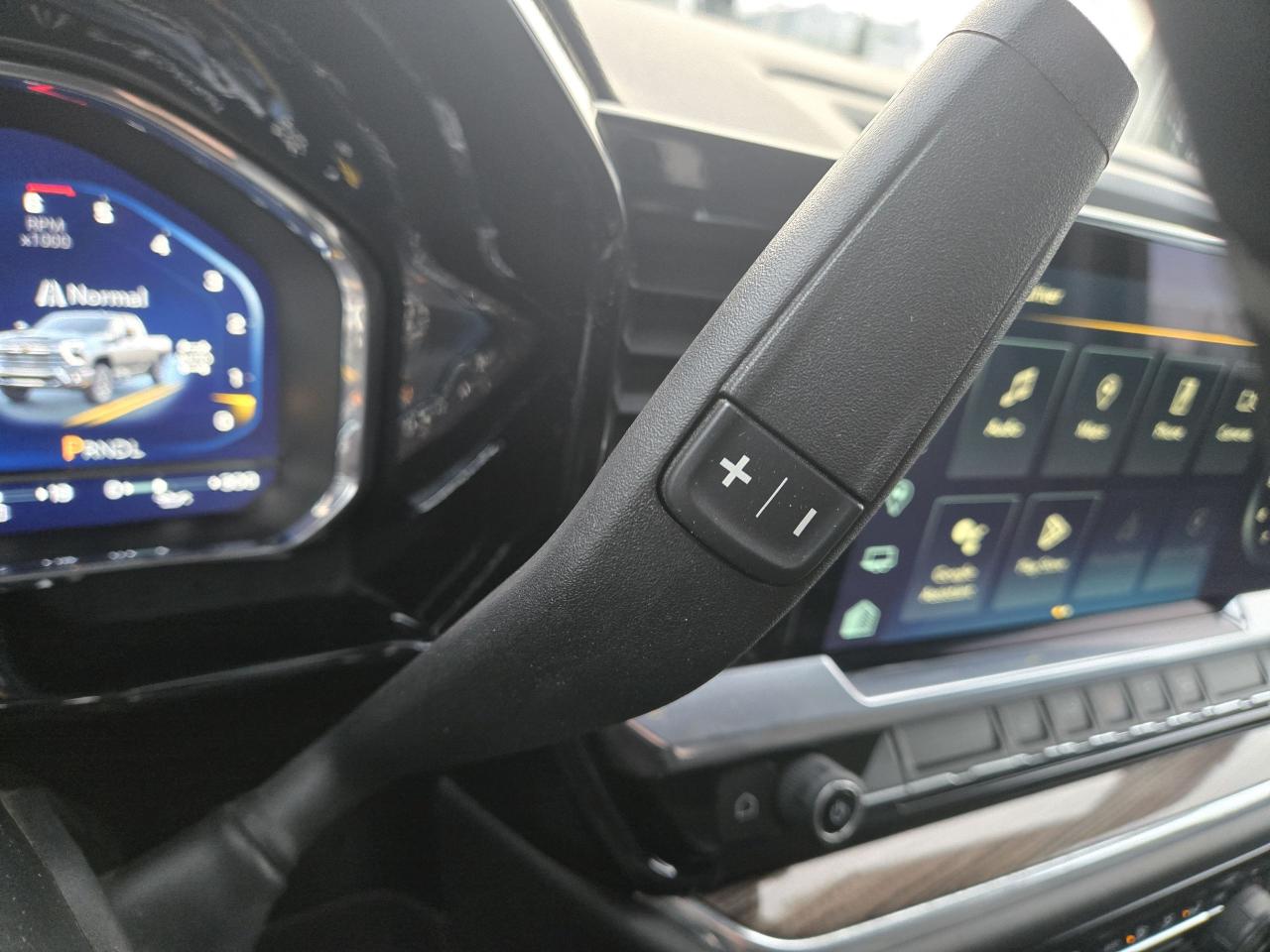 2024 Chevrolet Silverado 2500 4WD Crew Cab 172" LT Photo