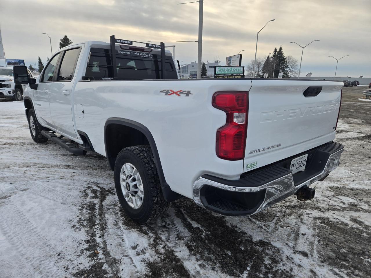 2024 Chevrolet Silverado 2500 4WD Crew Cab 172" LT Photo