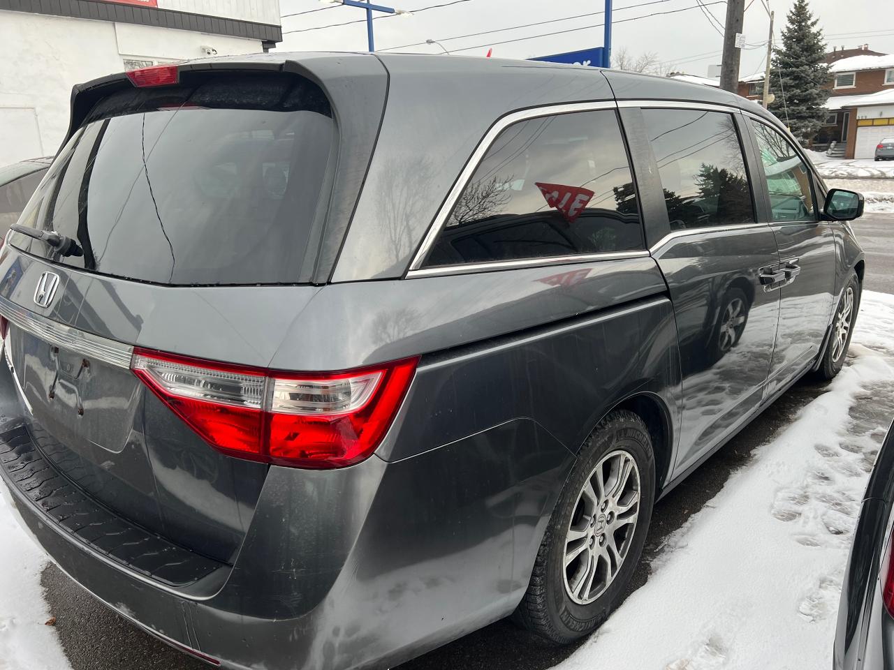 2012 Honda Odyssey EX Photo