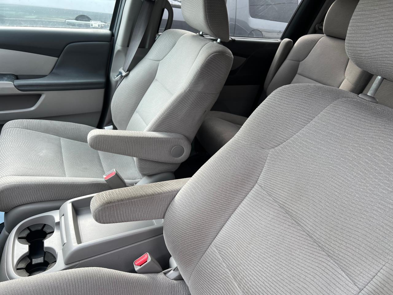 2012 Honda Odyssey EX Photo