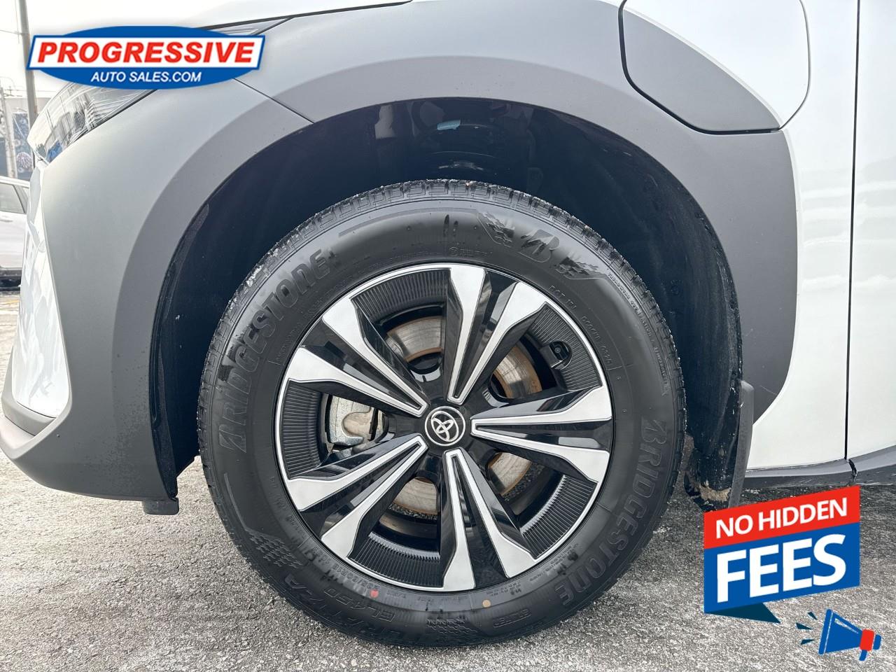 2025 Toyota bZ4X LE Photo