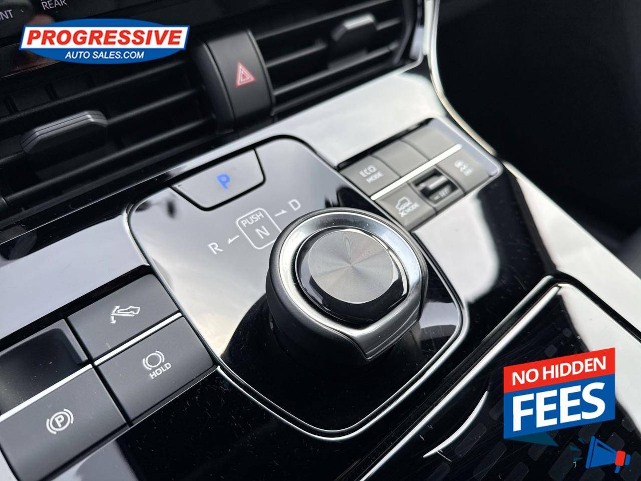 2025 Toyota bZ4X LE Photo