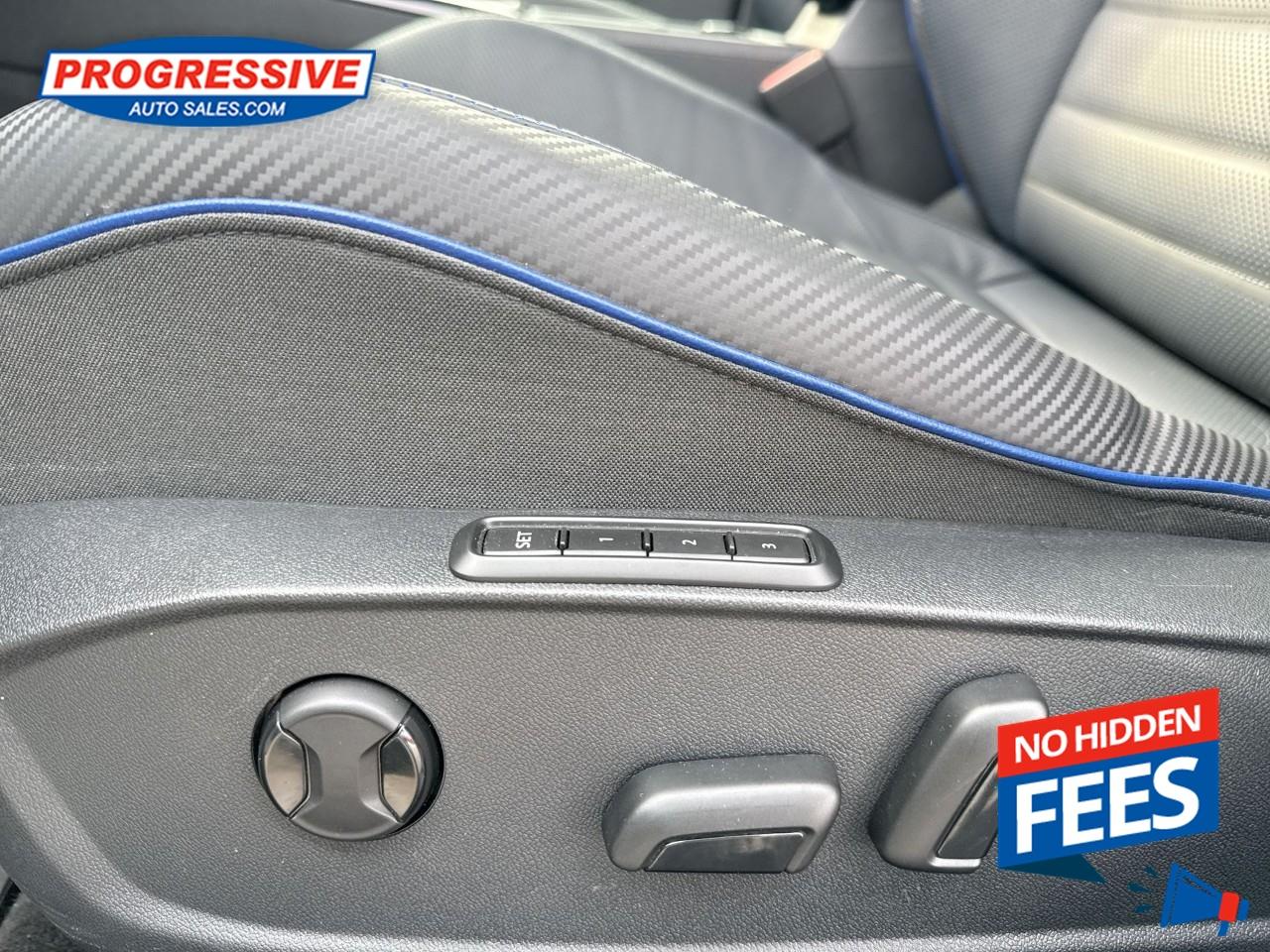 2024 Volkswagen Golf R Photo