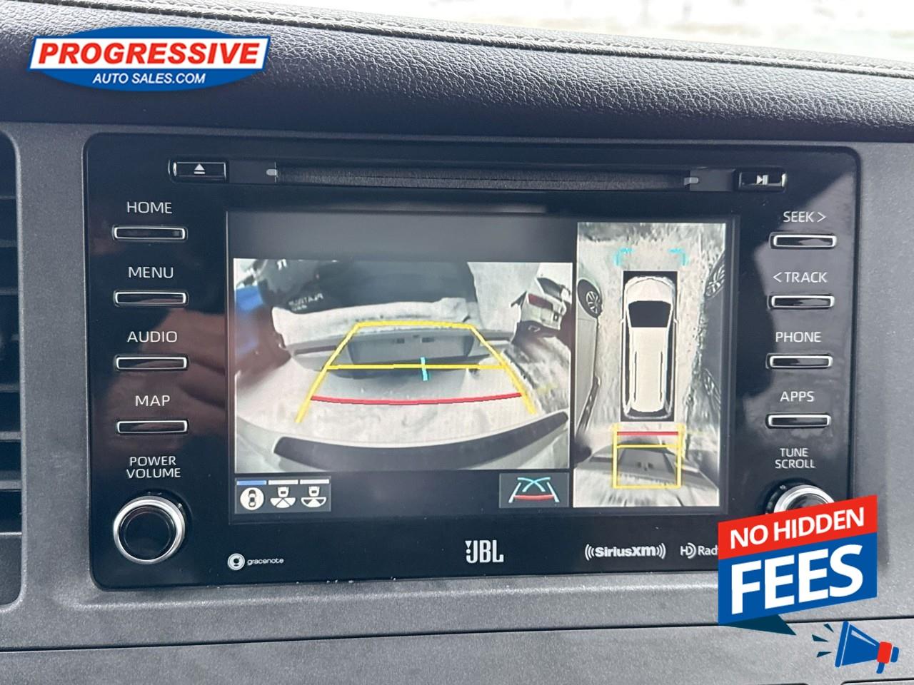 2018 Toyota Sienna XLE 7-Passenger Photo