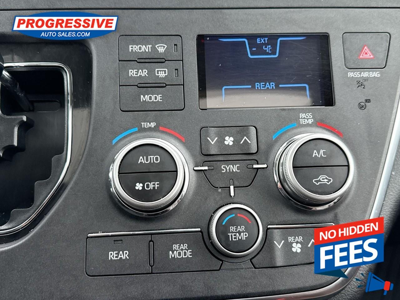 2018 Toyota Sienna XLE 7-Passenger Photo