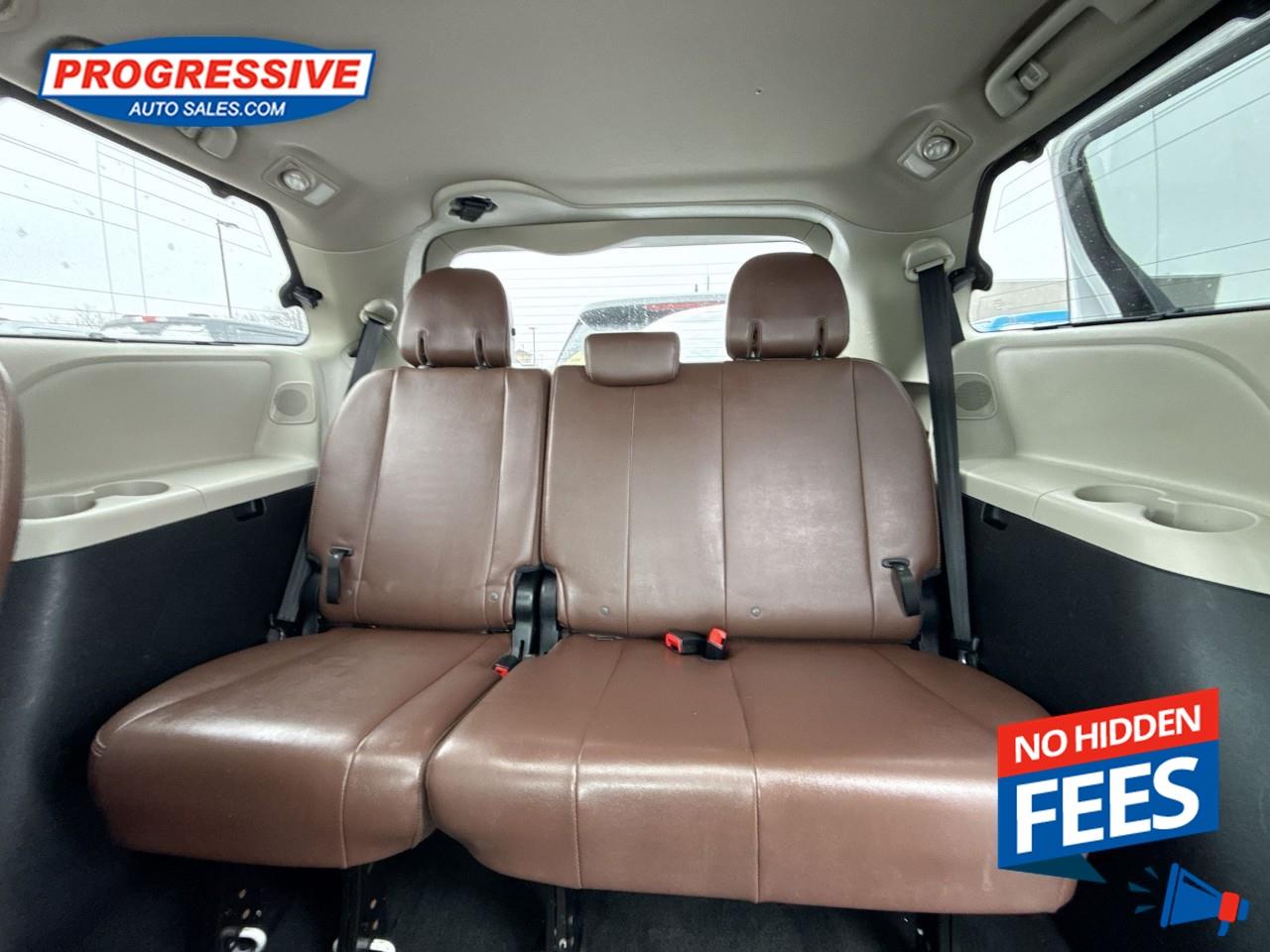2018 Toyota Sienna XLE 7-Passenger Photo