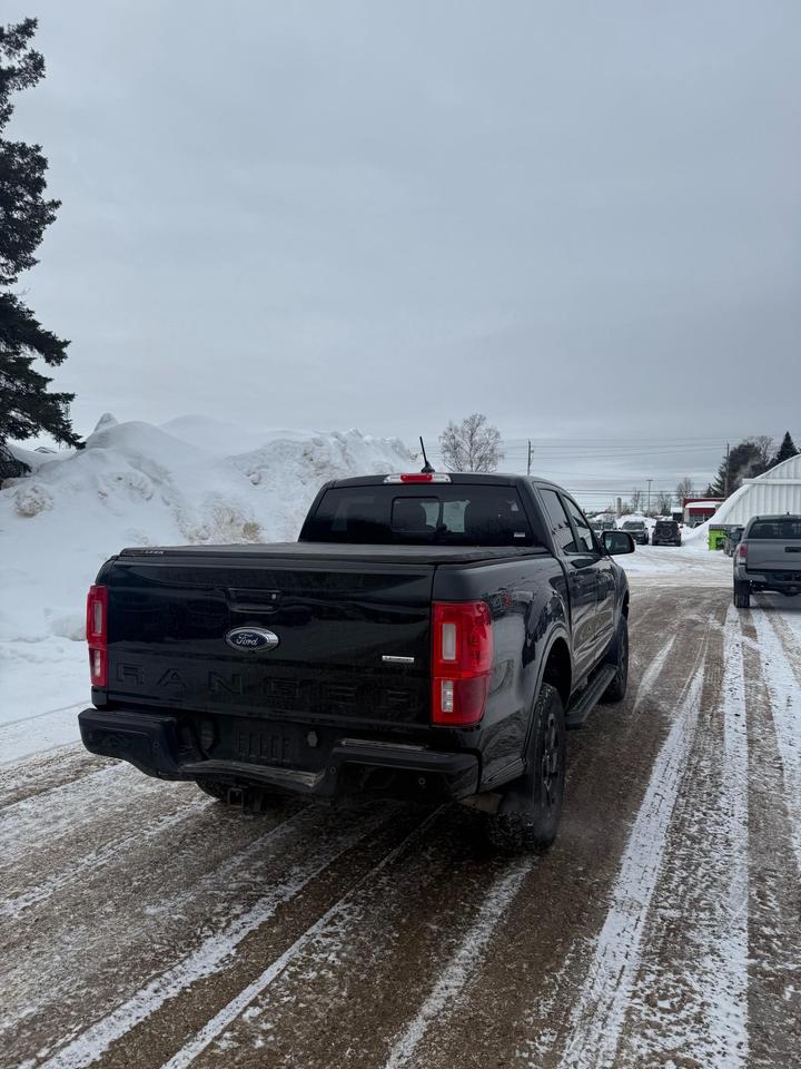 2020 Ford Ranger Lariat 2.3L | BLACK APPEARANCE PKG Photo4