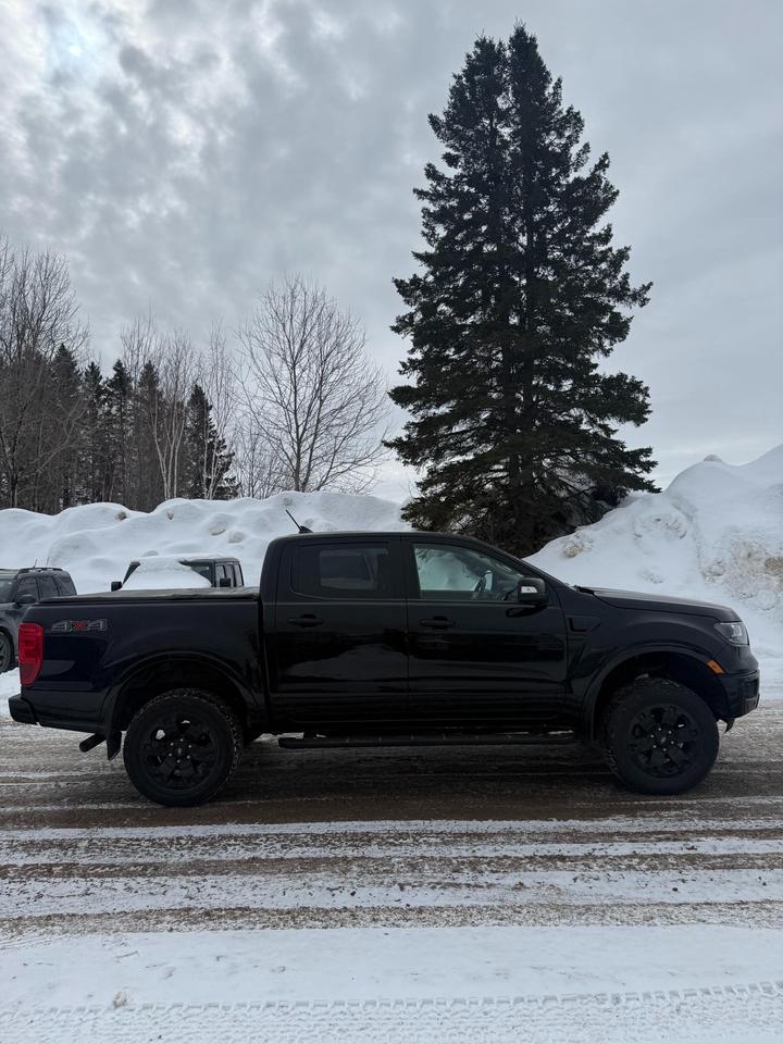 2020 Ford Ranger Lariat 2.3L | BLACK APPEARANCE PKG Photo